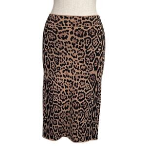 BCBG MAX AZRIA Leopard Print Midi Pencil Skirt Jacquard Knit Size M Animal Print